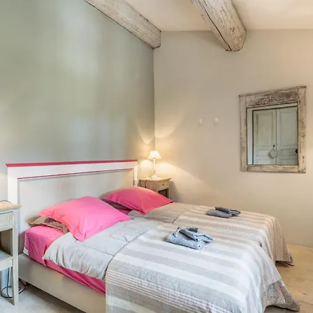 Holiday home Au Coeur De La Pinede Menerbes